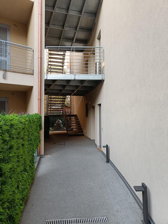 Apartment Near To Como - Donkey'S House Tavernerio Dış mekan fotoğraf